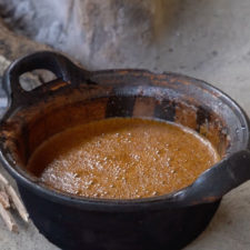 Salsa de chile chiltepin en aceite - Mesa y Sazón